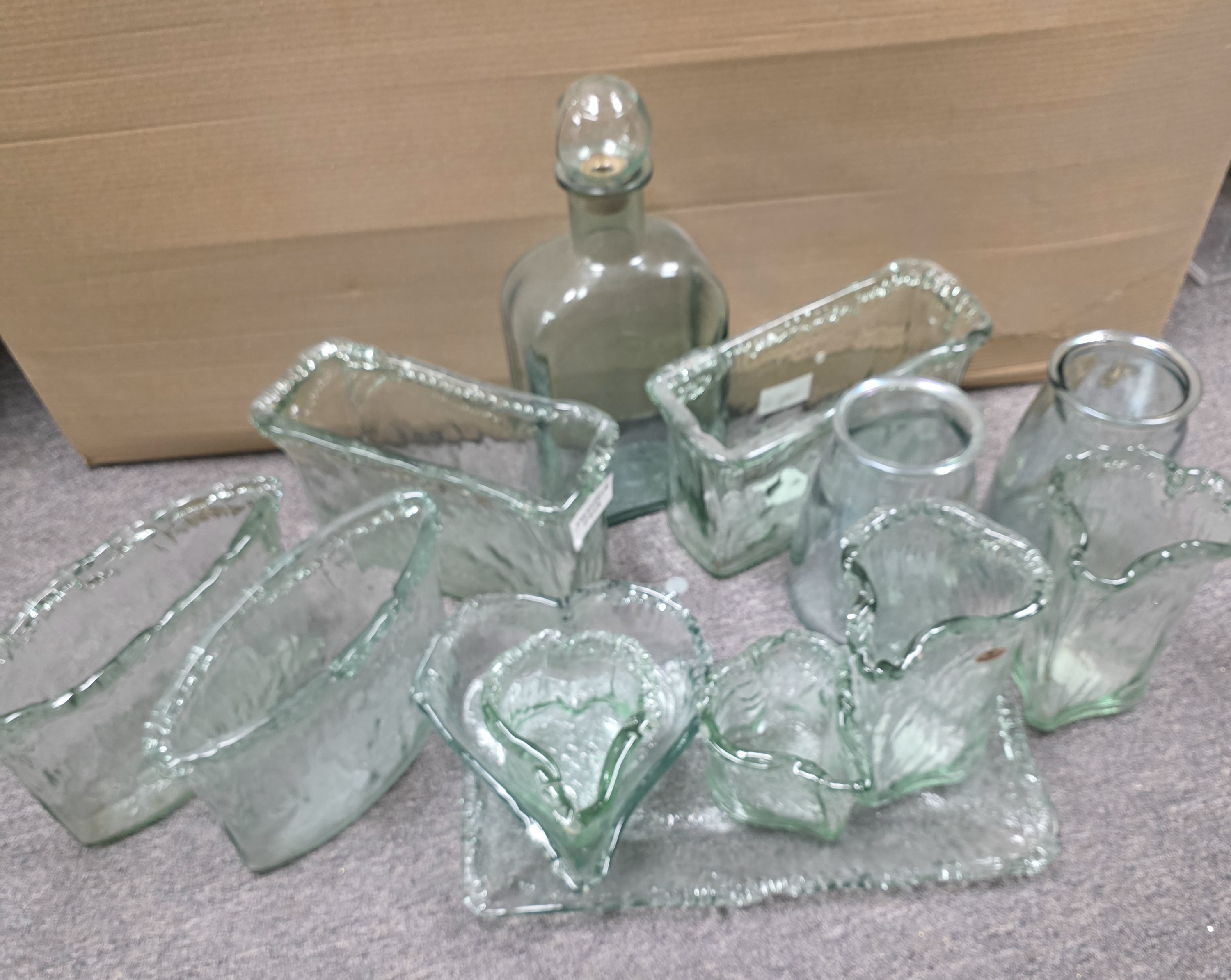 Assorted glass pieces